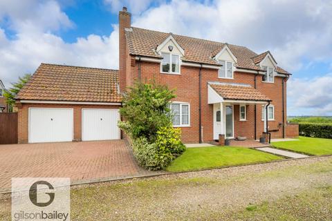 4 bedroom detached house for sale, Broadland Views, Norwich NR13