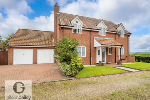 4 Broadland Views, Cantley, Norwich, NR13 3QH