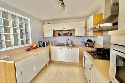 2 bedroom apartment for sale, Richmond Hill Drive, Bournemouth, BH2