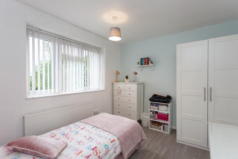 19 Devoke Avenue, Worsley, Manchester, M28 7EN