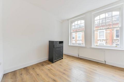 1 bedroom flat to rent, Electric Avenue, Brixton, London, SW9