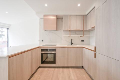 2 bedroom flat to rent, Aspen, Marsh Wall, Canary Wharf, London, E22