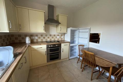 1 bedroom apartment for sale, Lyons Crescent, Tonbridge, Kent