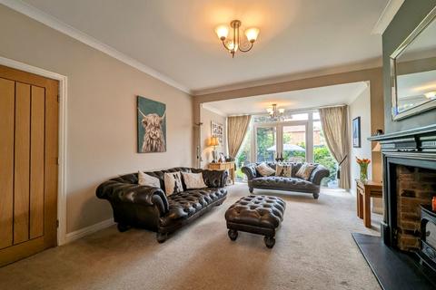 4 bedroom semi-detached house for sale, Meadow Laws, South Shields, NE34