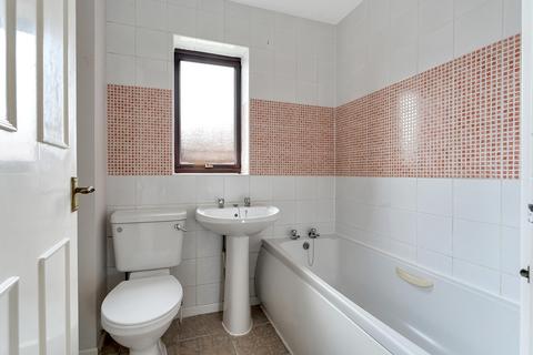 3 Kendal Close, Gunthorpe, Peterborough, PE4 7GN
