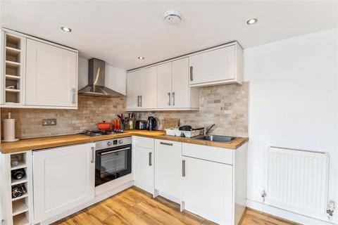 2 bedroom apartment for sale, Lindore Road, SW11