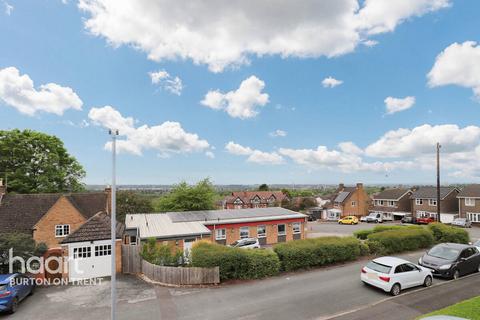 3 bedroom link detached house for sale, Hawthorn Crescent, Burton-On-Trent