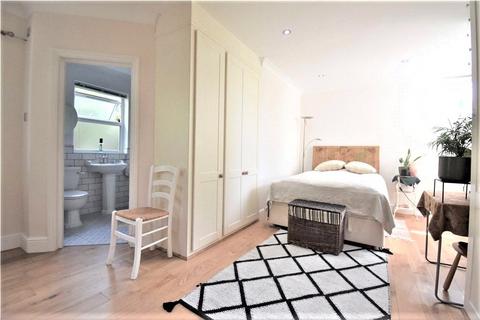 2 bedroom apartment for sale, Daltons Road, Crockenhill, Swanley