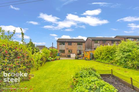 4 bedroom detached house for sale, The Moorlands, Weir