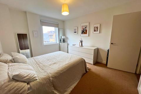 1 bedroom flat to rent, Forge Square, London, London E14