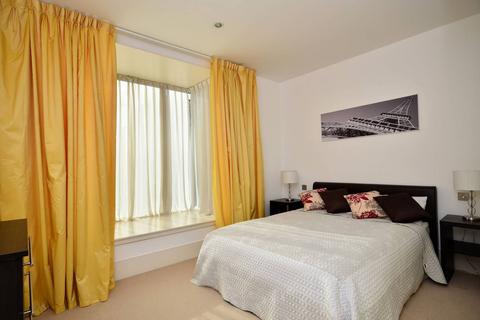 2 bedroom flat to rent, Rayners Road, Putney, London, SW15