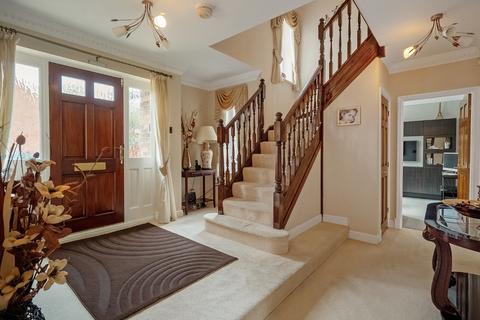 5 bedroom detached house for sale, Stretton Hall, Leicester LE2