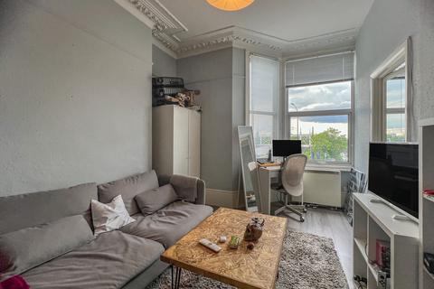 1 bedroom apartment to rent, New Cross Road, London SE14