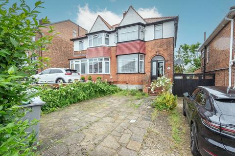 22 Springfield Mount, London, NW9 0SL