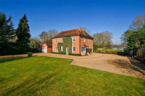 6 bedroom detached house for sale, Station Road, Wraysbury, Staines, Middlesex, TW19