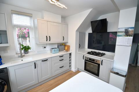 38 Lostock Road, Salford, M5 5LH