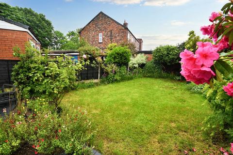 38 Lostock Road, Salford, M5 5LH
