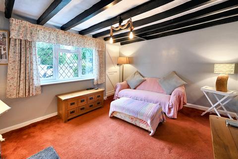 3 bedroom cottage for sale, Boggy Lane, Church Broughton, DE65