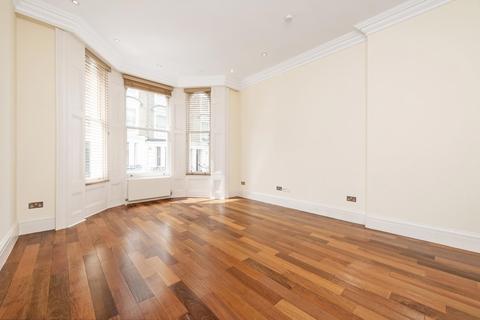 2 bedroom apartment to rent, Campden Hill Gardens London W8