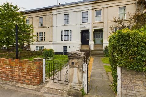 6 bedroom terraced house for sale, Bristol Road, Gloucester, Gloucestershire, GL1