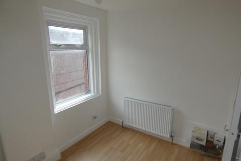 1 bedroom flat to rent, CLIFFORD ROAD, BLACKPOOL, FY1 2PU