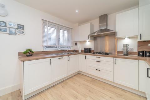 10 Darnley Mill Crescent, Glasgow, G53 7AZ