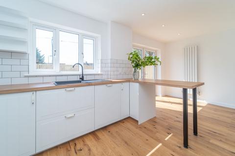 88 Breichwater Place, Fauldhouse, Bathgate, EH47 9LU