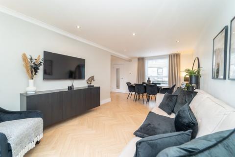 102 Elphinstone Road, EH33 2HH