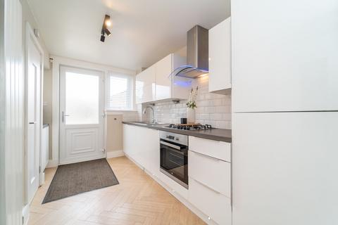 102 Elphinstone Road, EH33 2HH