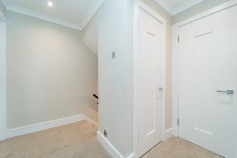 102 Elphinstone Road, EH33 2HH
