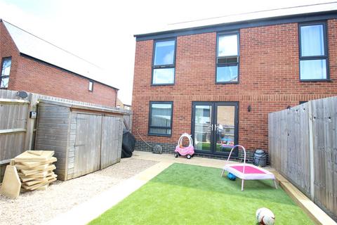 2 bedroom semi-detached house for sale, Courageous Road, Lee-On-The-Solent, Hampshire, PO13