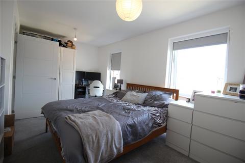 2 bedroom semi-detached house for sale, Courageous Road, Lee-On-The-Solent, Hampshire, PO13
