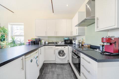 2 bedroom apartment for sale, Mackenzie Road, Beckenham