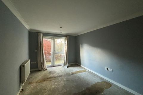 92 Uamvar Street, London, E14 6QY