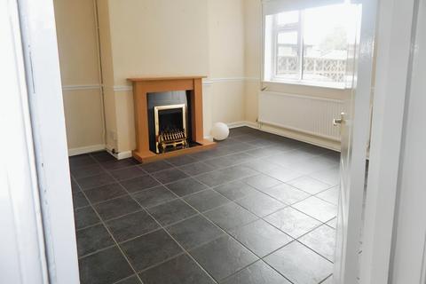 3 bedroom terraced house to rent, Bowbridge Road, Newark, NG24