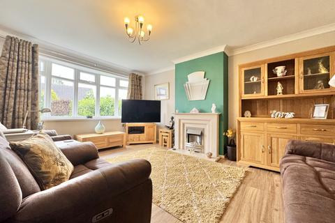 4 bedroom semi-detached house for sale, Whinmoor Crescent, Whinmoor
