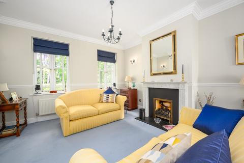 4 bedroom terraced house for sale, Lakeside Grange, Weybridge, KT13