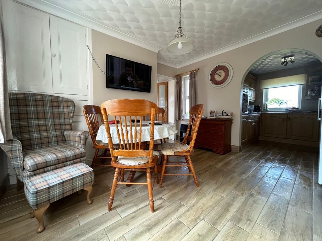 Breakfast Room