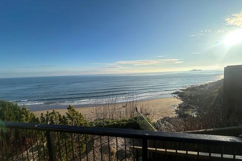 2 bedroom flat to rent, Pettycur Road, Kinghorn KY3