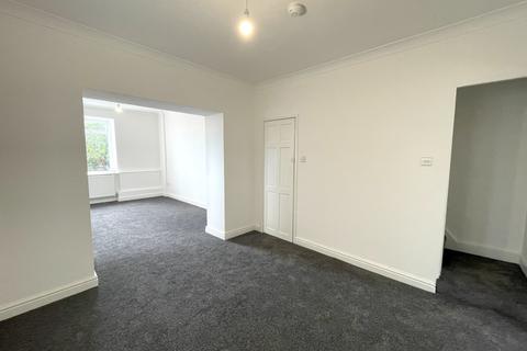 3 bedroom end of terrace house to rent, Crymlyn Road, Llansamlet, Swansea, SA7