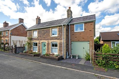 4 bedroom detached house for sale, Tremont Road,  Llandrindod Wells,  LD1