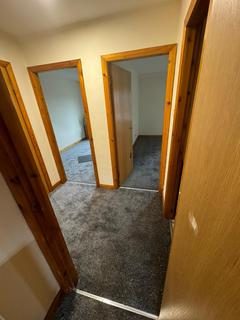 2 bedroom flat to rent, Oakfield Street, Kelty, KY4