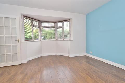 3 bedroom end of terrace house to rent, Bassett Road, Woking, Surrey, GU22
