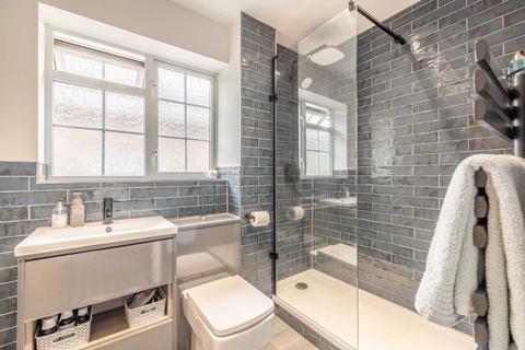 18 Eton Close, Datchet, Slough, SL3 9BE