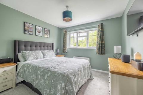 18 Eton Close, Datchet, Slough, SL3 9BE