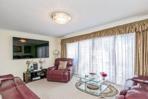 3 bedroom townhouse for sale, Hounslow TW5