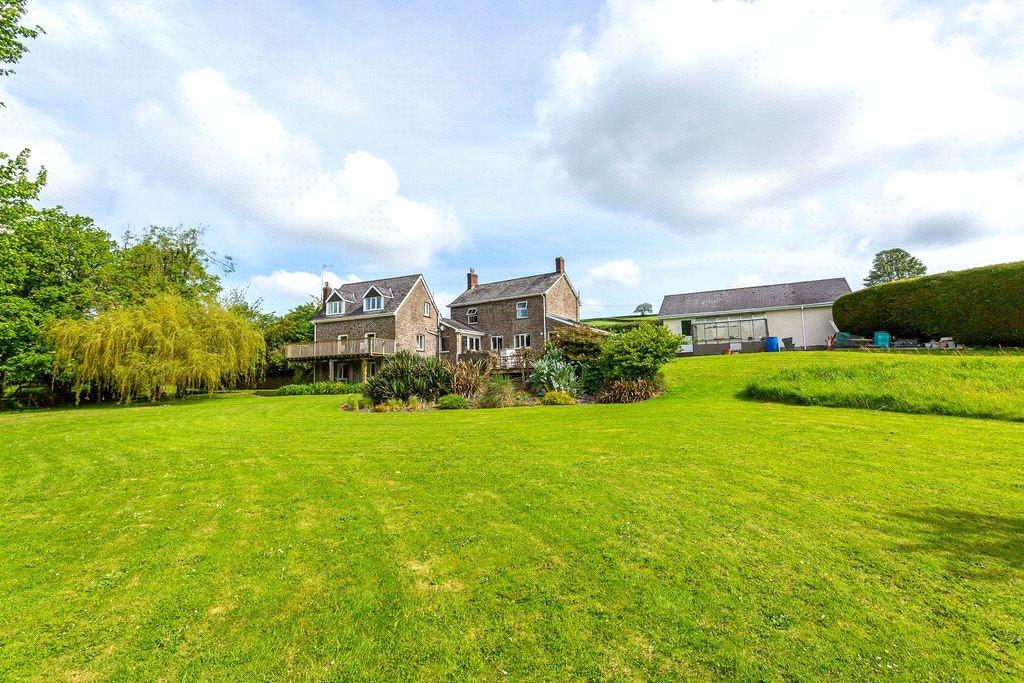 Littleham, Bideford, Devon, EX39 5 bed detached house for sale £1,000,000