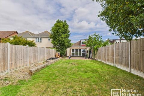 2 bedroom semi-detached bungalow for sale, Second Avenue, Billericay