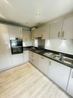 3 bedroom semi-detached house to rent, Stratford Drive, Prescot, Merseyside, L34
