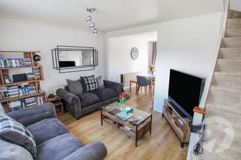 36 High Point, London, SE9 3NZ